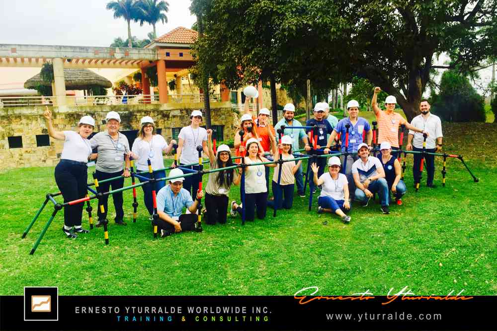 Guayaquil Team Building Corporativo Vivencial en LaCosta Country Club para el desarrollo de equipos de trabajo